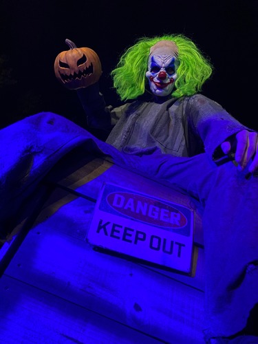 Haunt on Eden 2025 poster